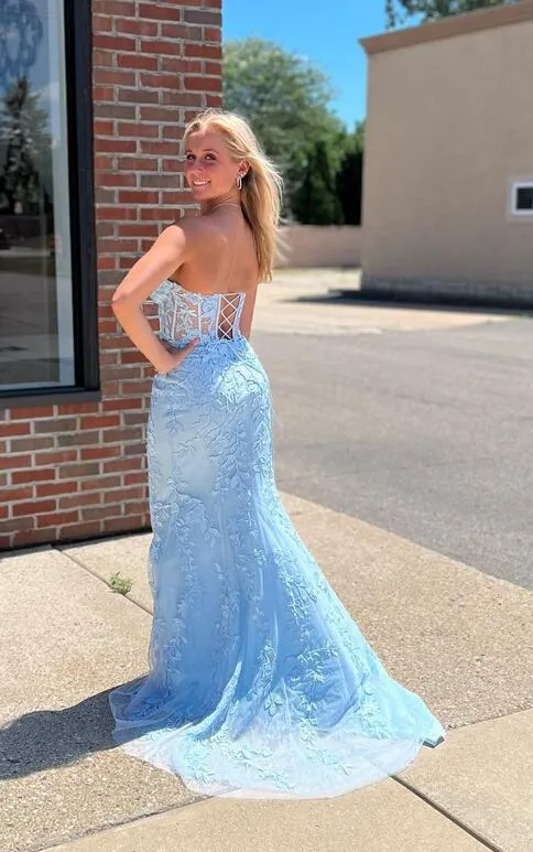 Stunning 2023 Long Prom Dresses with a Touch of Elegance