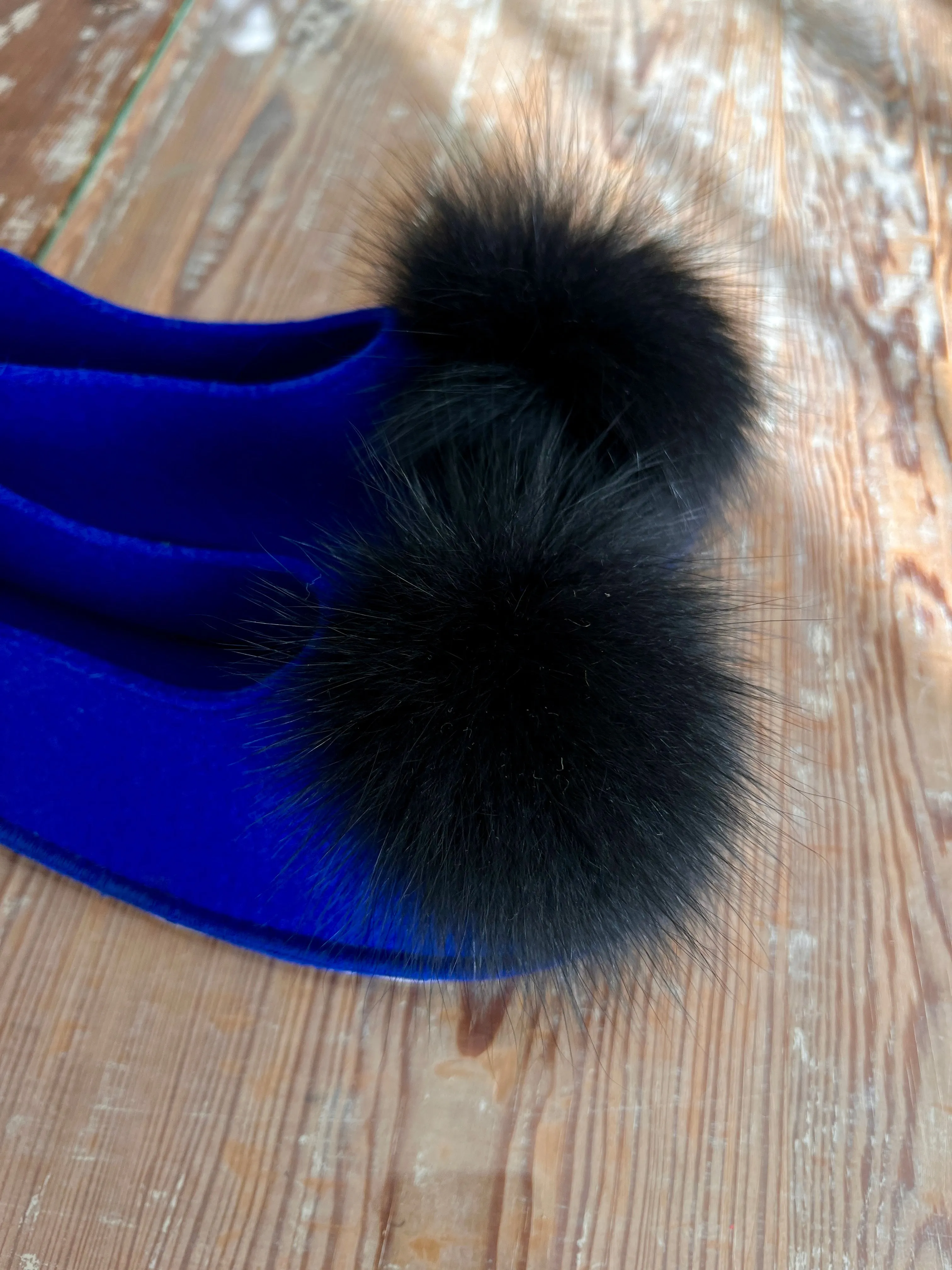 BLUE BLACK slippers