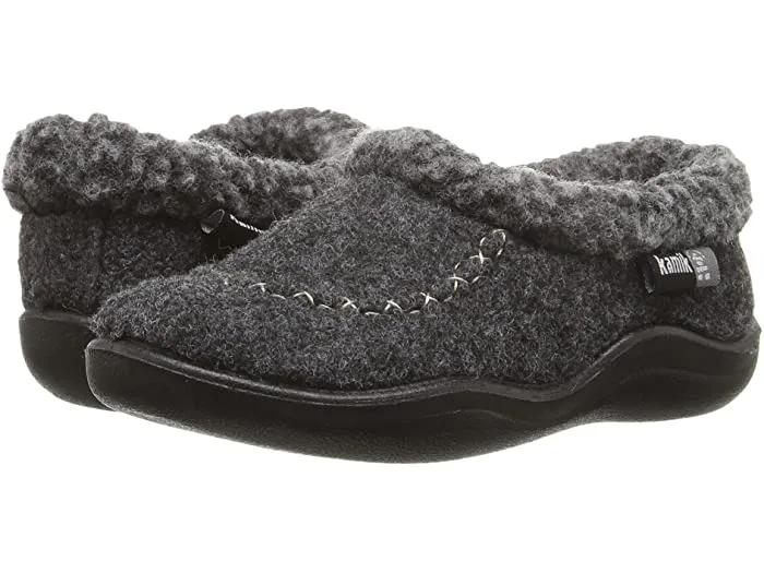 Kamik - Kid's Slippers Cozy Cabin2 Black