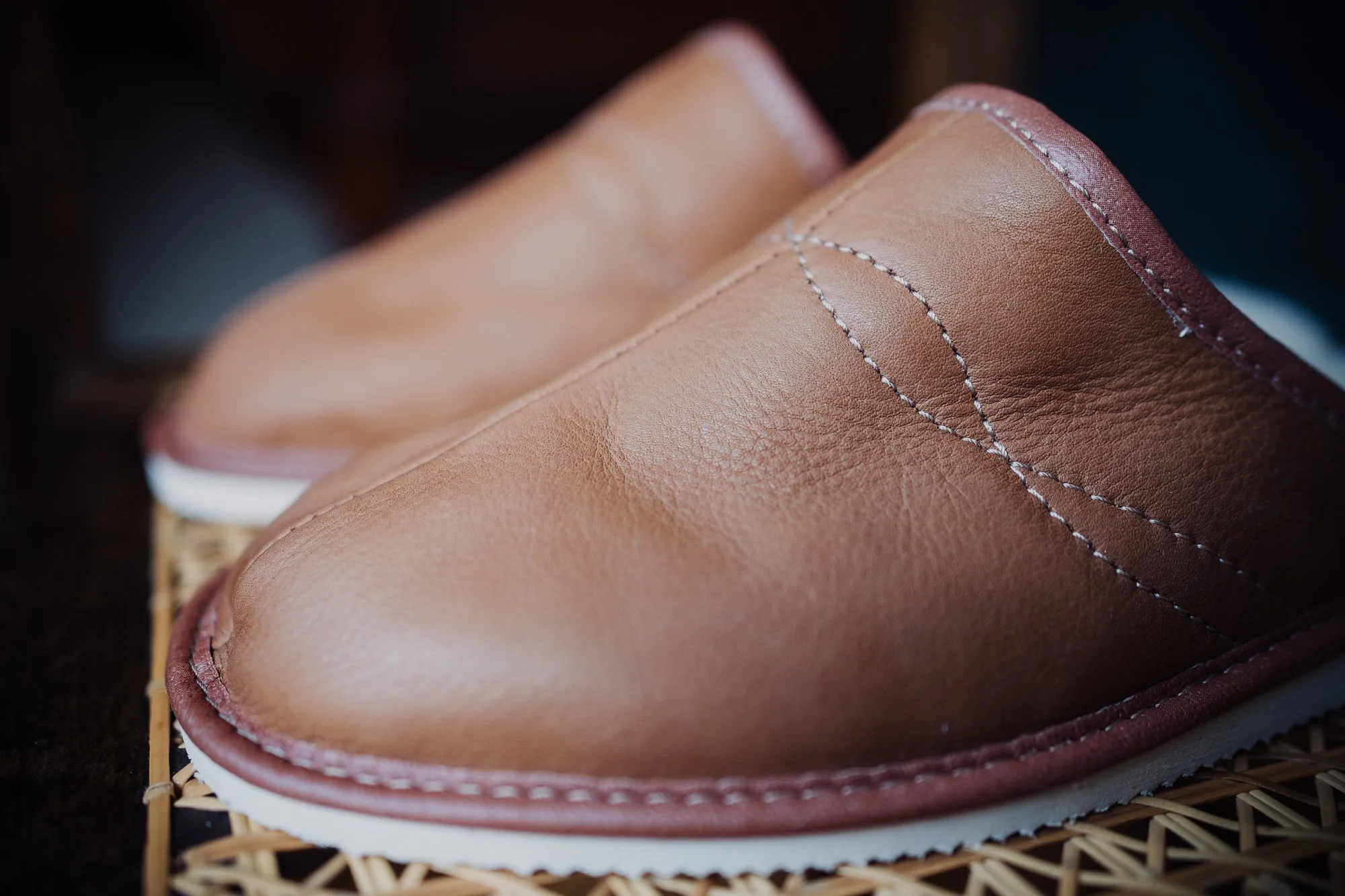 Men's Slippers leather and wool, caramel