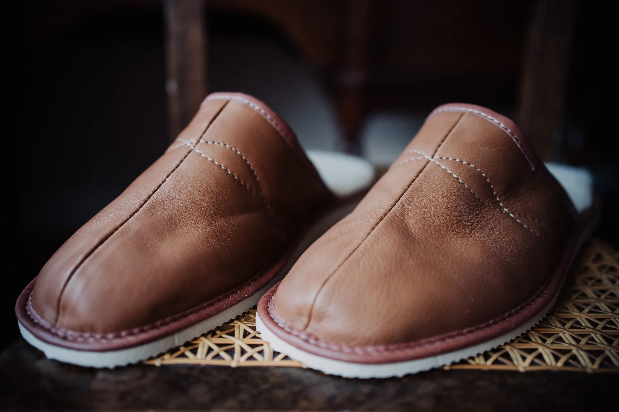 Men's Slippers leather and wool, caramel